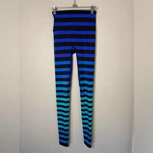 K-Deer Alexis Capri Leggings Blue Strip Legging Size Small